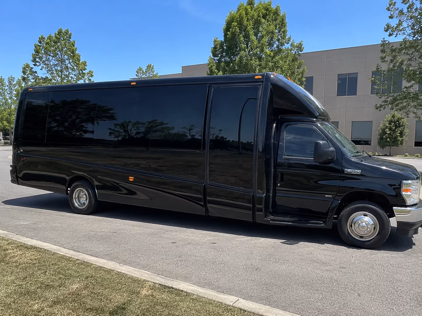 bachelor and bachelorette party buses in south gate and the la area