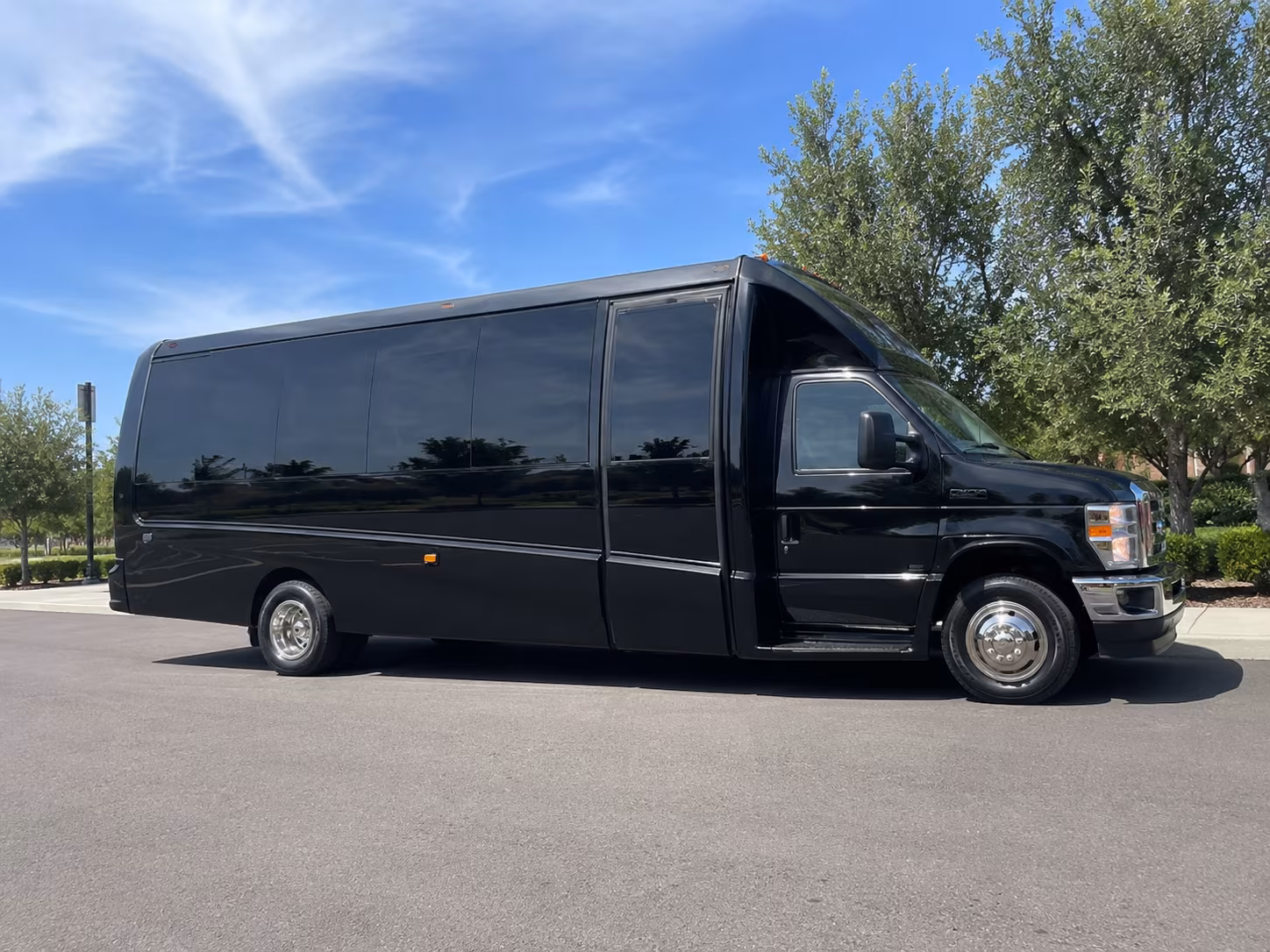 book a bus for your next field trip 1