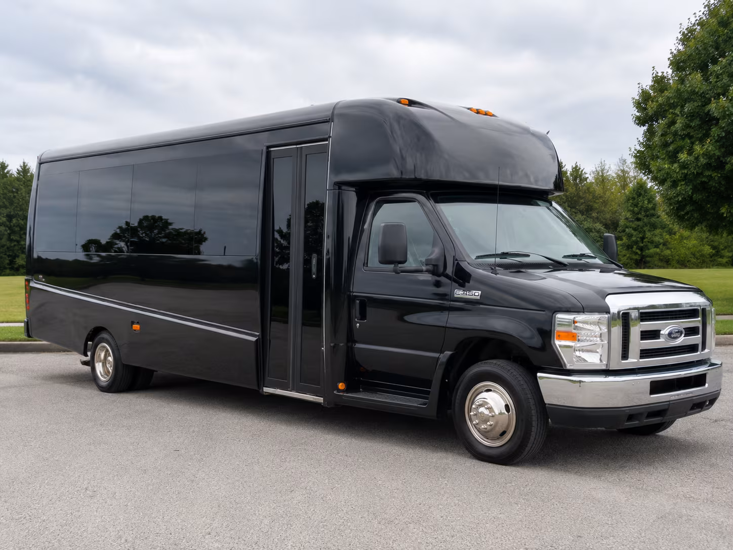 book a bus for your next private event 1