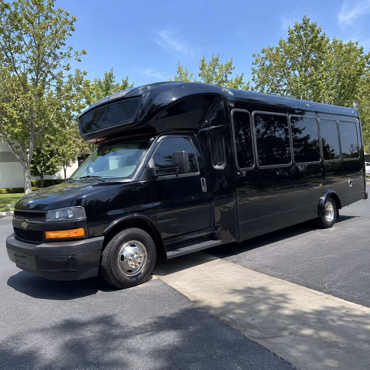 convention bus rentals for groups flying into lax or burbank